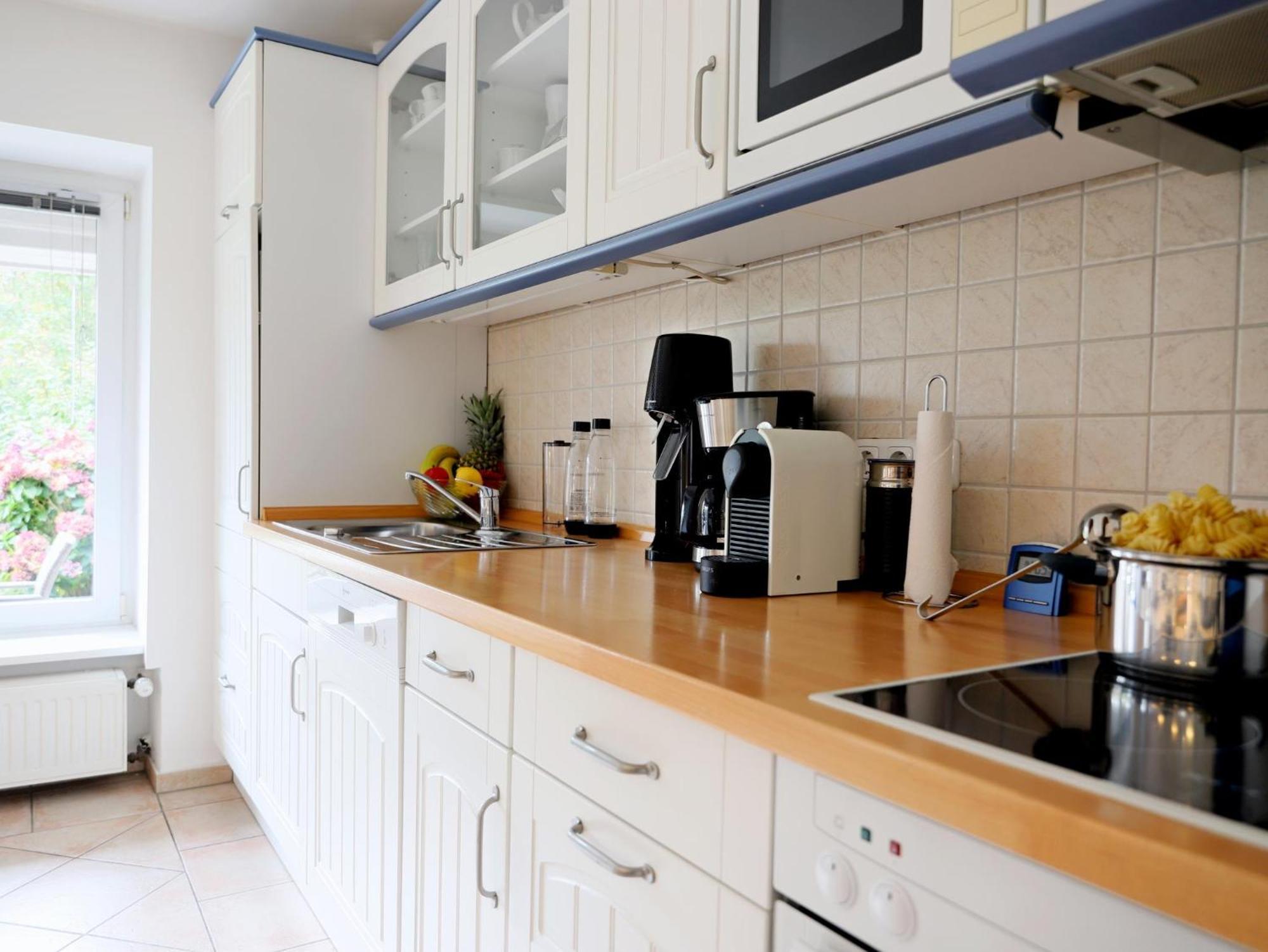 Geschmackvoll Eingerichtete Erdgeschosswohnung Für 4 Personen Lädt Zum Entspannen Ein. Apartment